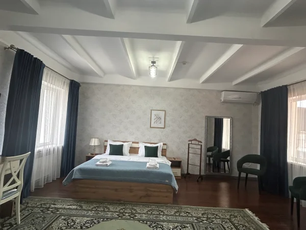 Гостиница Заря - номер люкс